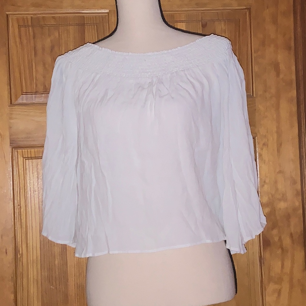 Talula Off the Shoulder Flowy Shirt Medium